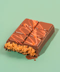 Dubai Lotus Biscoff Knafeh Chocolate Bar